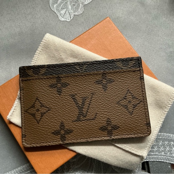 Louis Vuitton Card Holder Monogram Reverse Brand New - Picture 2 of 4